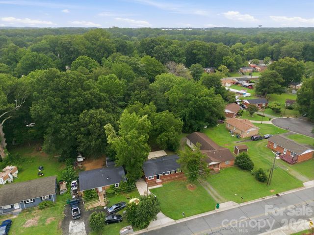 9430 Trinity Road, Charlotte, NC 28216