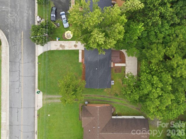 9430 Trinity Road, Charlotte, NC 28216