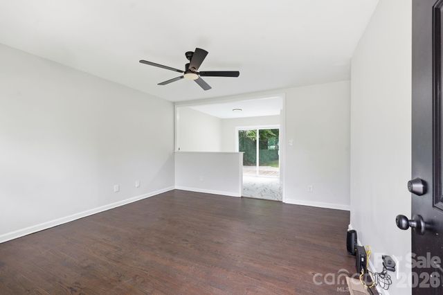 9430 Trinity Road, Charlotte, NC 28216