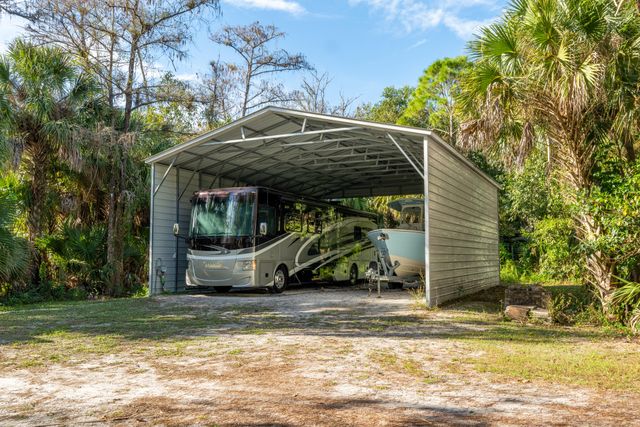 1649 Stallion Drive, Loxahatchee, FL 33470