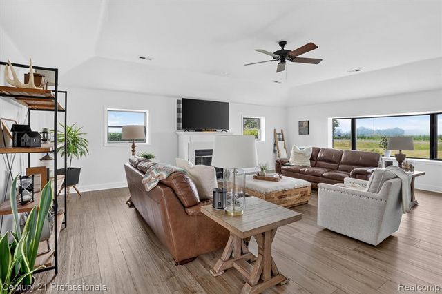 13525 Dennison Road, Milan, MI 48160