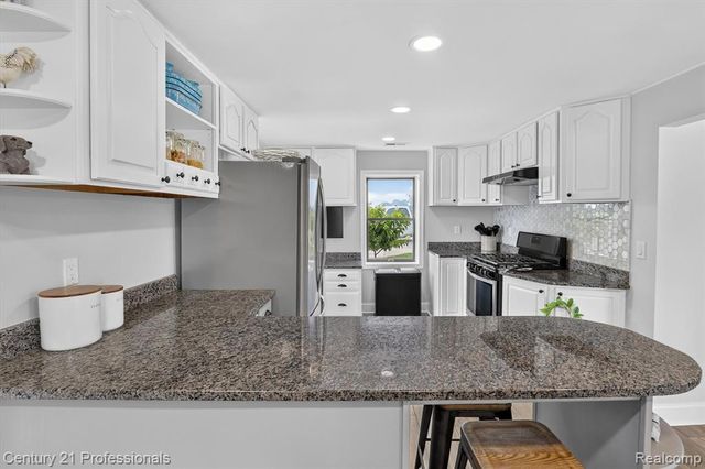 13525 Dennison Road, Milan, MI 48160