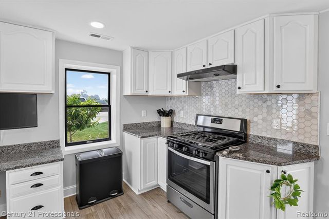 13525 Dennison Road, Milan, MI 48160