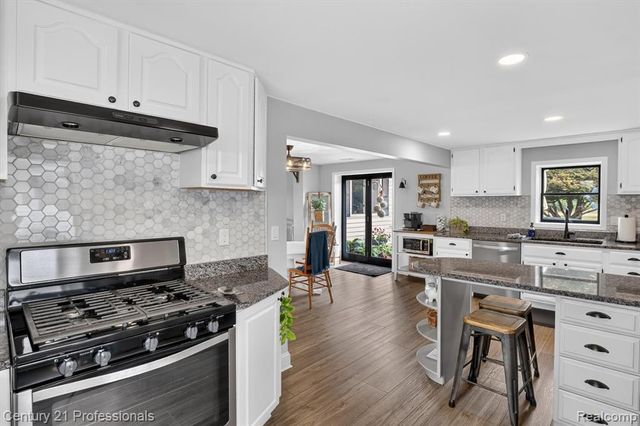 13525 Dennison Road, Milan, MI 48160