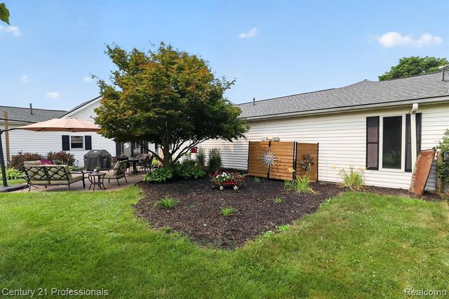 13525 Dennison Road, Milan, MI 48160