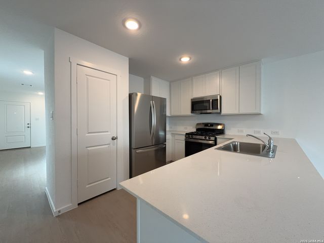 301 Tahoe Ave, New Braunfels, TX 78130