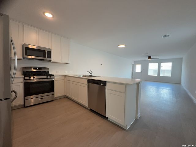 301 Tahoe Ave, New Braunfels, TX 78130