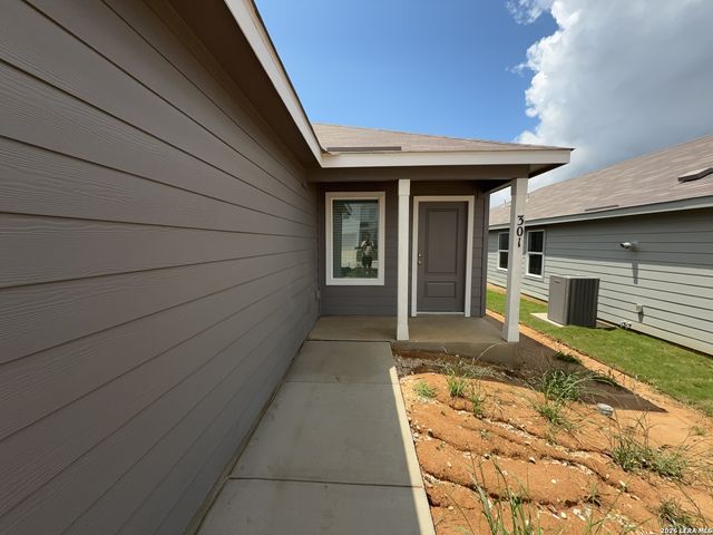301 Tahoe Ave, New Braunfels, TX 78130
