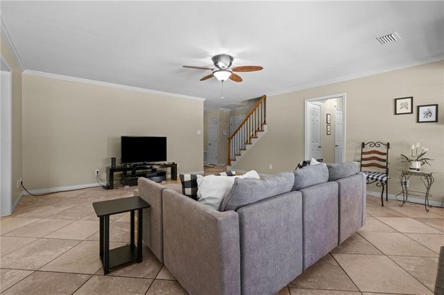 4121 Lake Circle S, Mobile, AL 36693