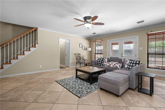 4121 Lake Circle S, Mobile, AL 36693