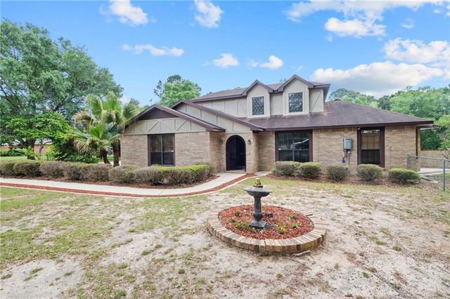 4121 Lake Circle S, Mobile, AL 36693