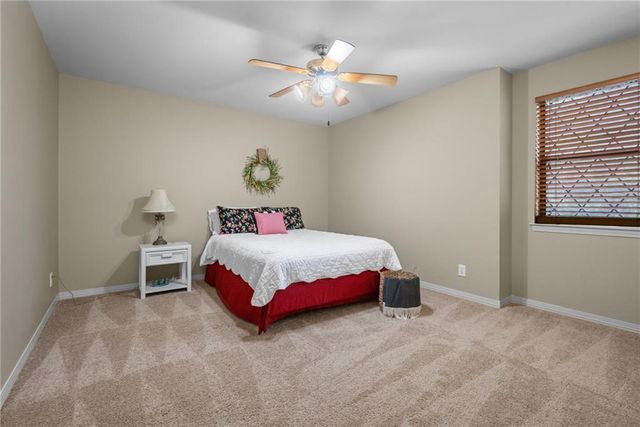 4121 Lake Circle S, Mobile, AL 36693