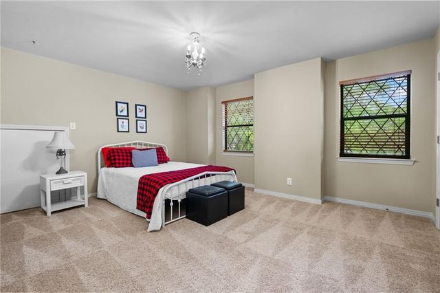 4121 Lake Circle S, Mobile, AL 36693