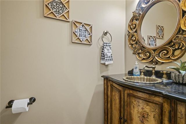 4121 Lake Circle S, Mobile, AL 36693
