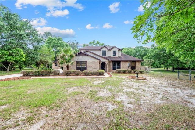 4121 Lake Circle S, Mobile, AL 36693