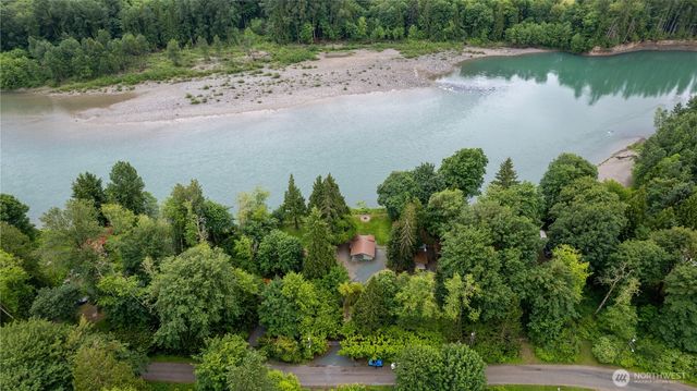 41580 Cape Horn, Concrete, WA 98237