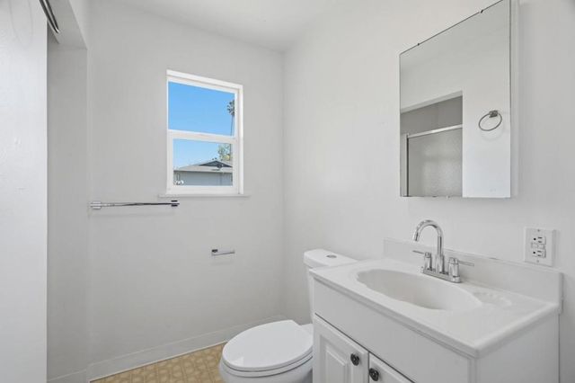 1355 Regent Street, Redwood City, CA 94061