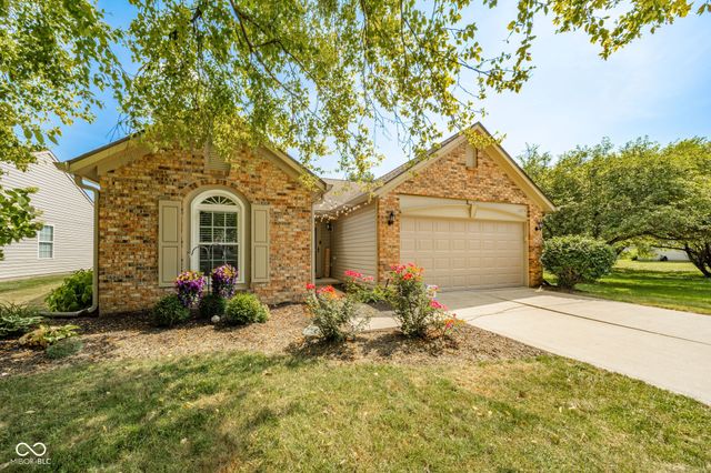 6279 Briargate Drive, Zionsville, IN 46077