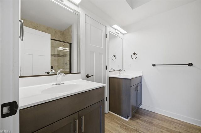 7922 Shore Dr Apt 307, Norfolk, VA 23518