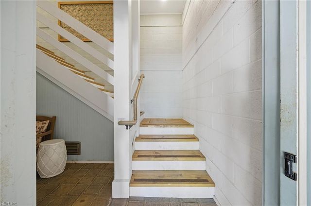 7922 Shore Dr Apt 307, Norfolk, VA 23518