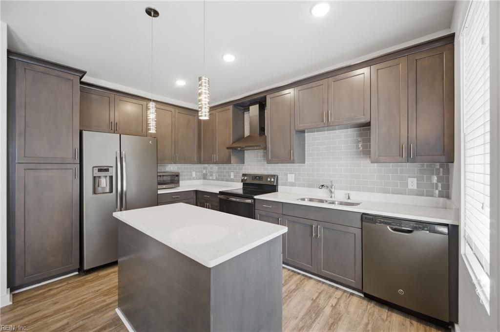 7922 Shore Dr Apt 307, Norfolk, VA 23518