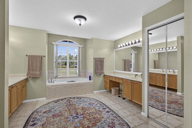 2564 Deer Run Trail, Loxahatchee, FL 33470