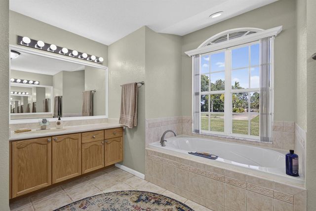 2564 Deer Run Trail, Loxahatchee, FL 33470