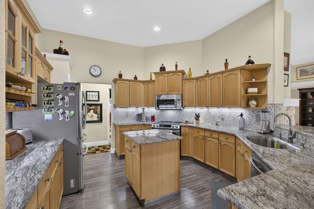 2564 Deer Run Trail, Loxahatchee, FL 33470