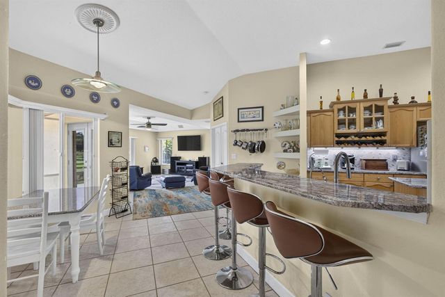 2564 Deer Run Trail, Loxahatchee, FL 33470