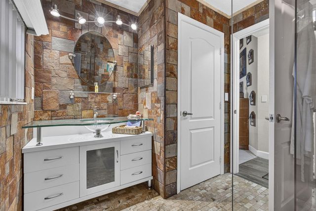 2564 Deer Run Trail, Loxahatchee, FL 33470