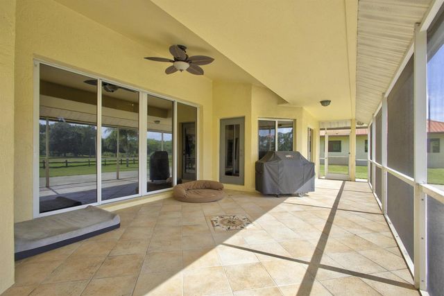 2564 Deer Run Trail, Loxahatchee, FL 33470
