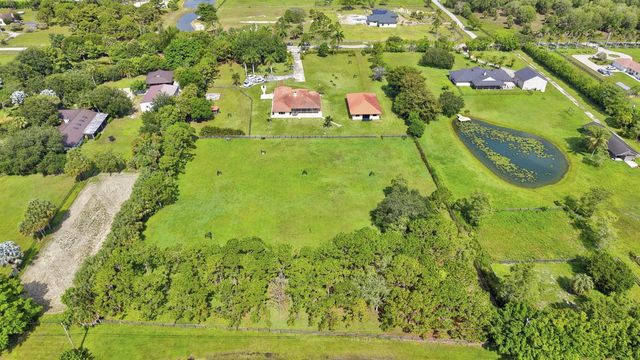 2564 Deer Run Trail, Loxahatchee, FL 33470