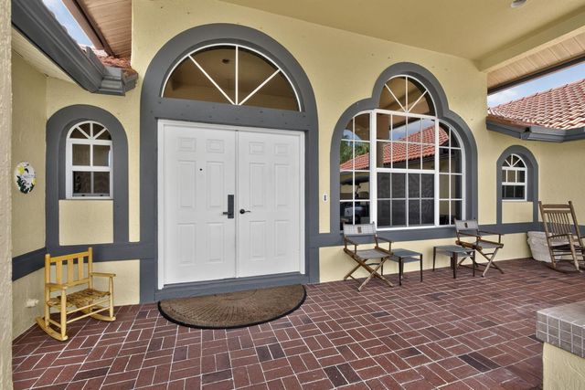 2564 Deer Run Trail, Loxahatchee, FL 33470