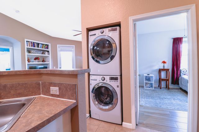 3133 Laurel Ridge Circle, Riviera Beach, FL 33404