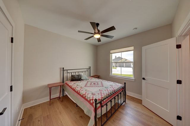 1808 N Chateau Lane, Kerrville, TX 78028