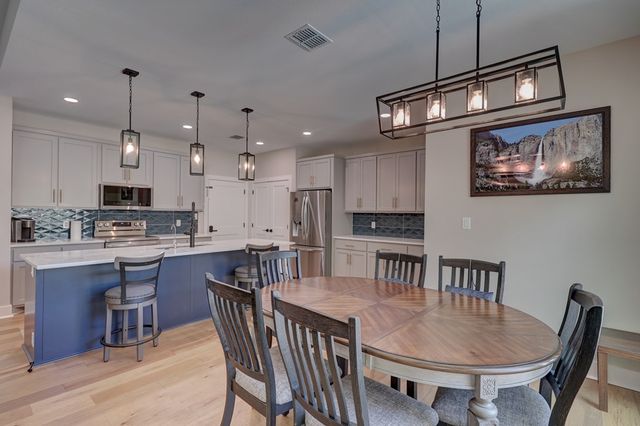 1808 N Chateau Lane, Kerrville, TX 78028