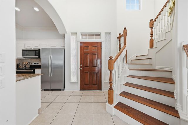 2838 Misty Heath Lane, Houston, TX 77082