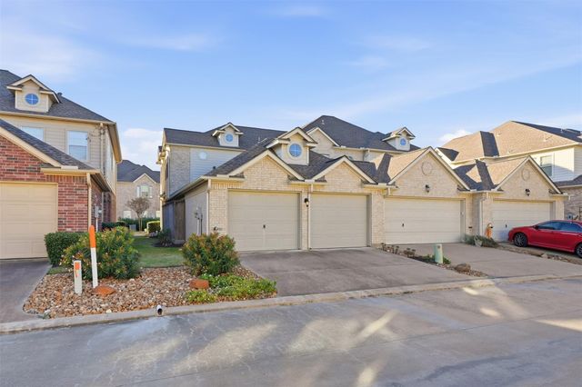 2838 Misty Heath Lane, Houston, TX 77082