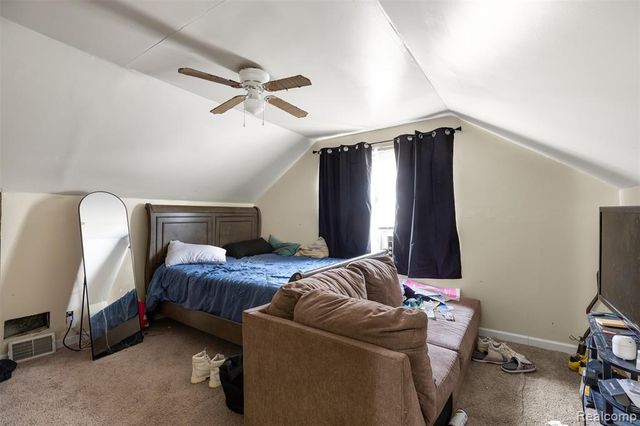 18468 Winthrop Street, Detroit, MI 48235