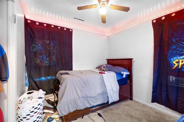 18468 Winthrop Street, Detroit, MI 48235