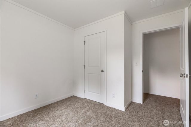 7895 San Juan Avenue, Clinton, WA 98236