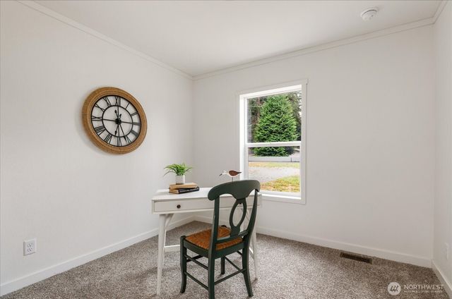 7895 San Juan Avenue, Clinton, WA 98236