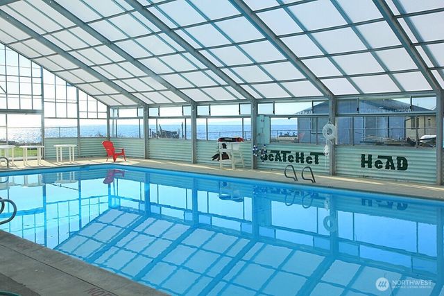 7895 San Juan Avenue, Clinton, WA 98236