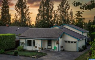 1010 Well St, Silverton, OR 97381