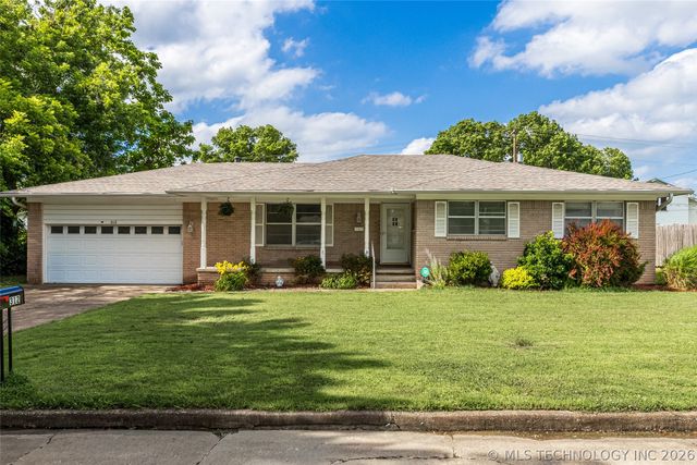 312 E 16th Street, Claremore, OK 74017