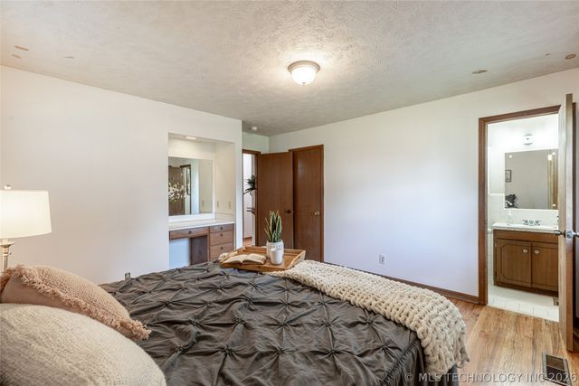 312 E 16th Street, Claremore, OK 74017