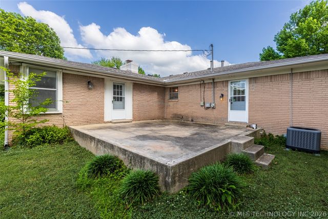 312 E 16th Street, Claremore, OK 74017