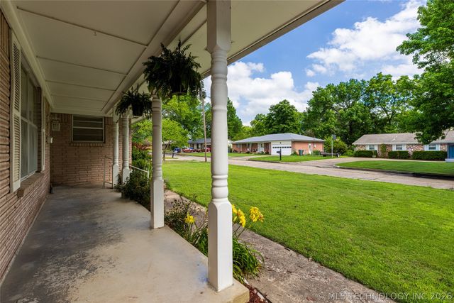 312 E 16th Street, Claremore, OK 74017