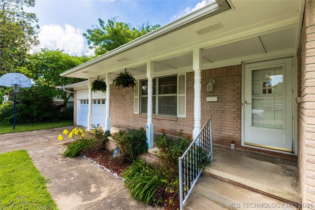 312 E 16th Street, Claremore, OK 74017