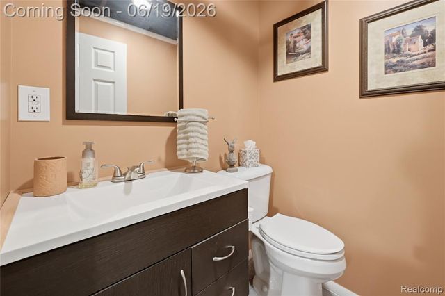 35024 Windsor Drive 35, New Baltimore, MI 48047